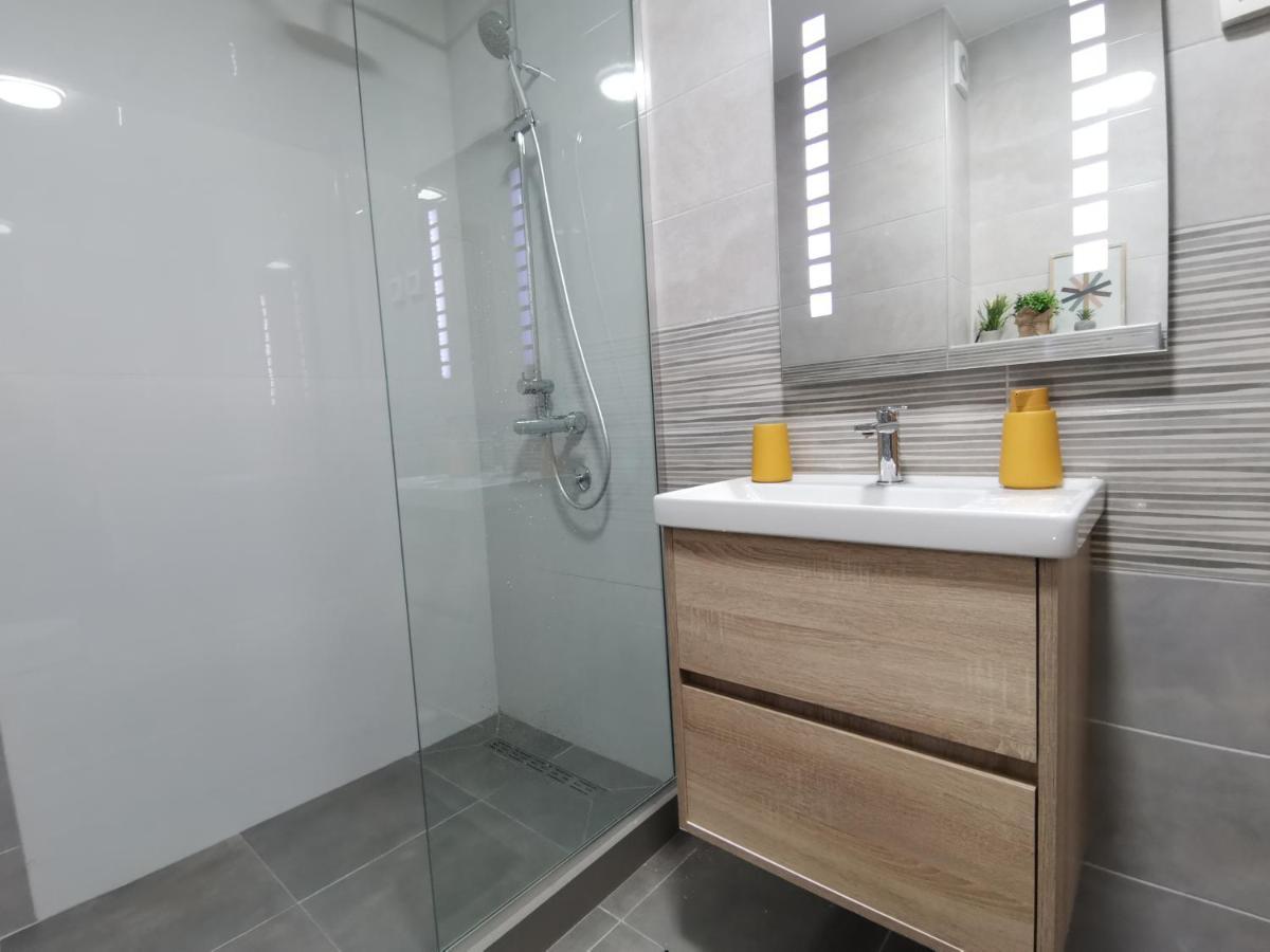 Cozy One-Bedroom Apartment At Ljubovic Park Подгориця Екстер'єр фото